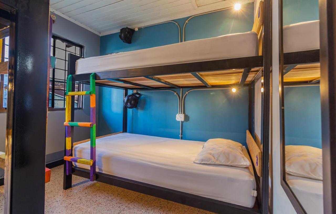 Tambo Hostel Leticia Bagian luar foto