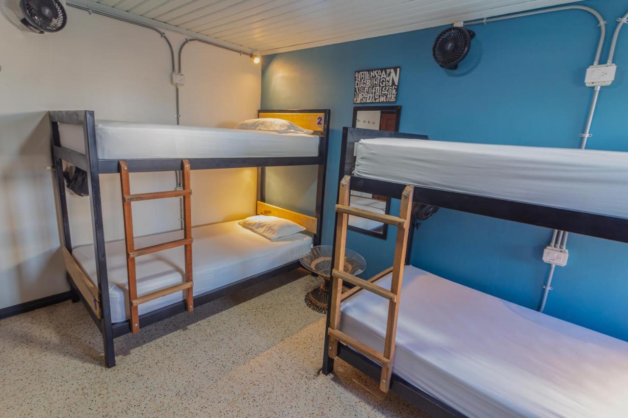 Tambo Hostel Leticia Bagian luar foto
